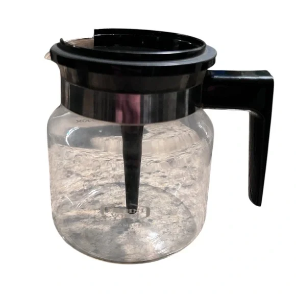 EUC - Technivorm Moccamaster Coffee Brewer with Glass Carafe - Stainless Steel - Picture 6 of 10